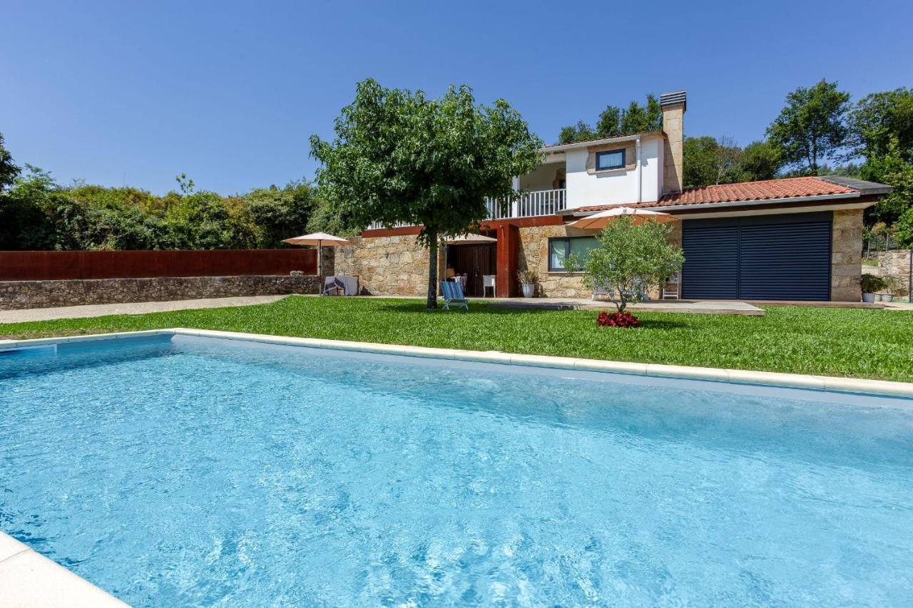 Casa Tarrio - Casa Privada Com 3 Quartos E Piscina ブラガ エクステリア 写真